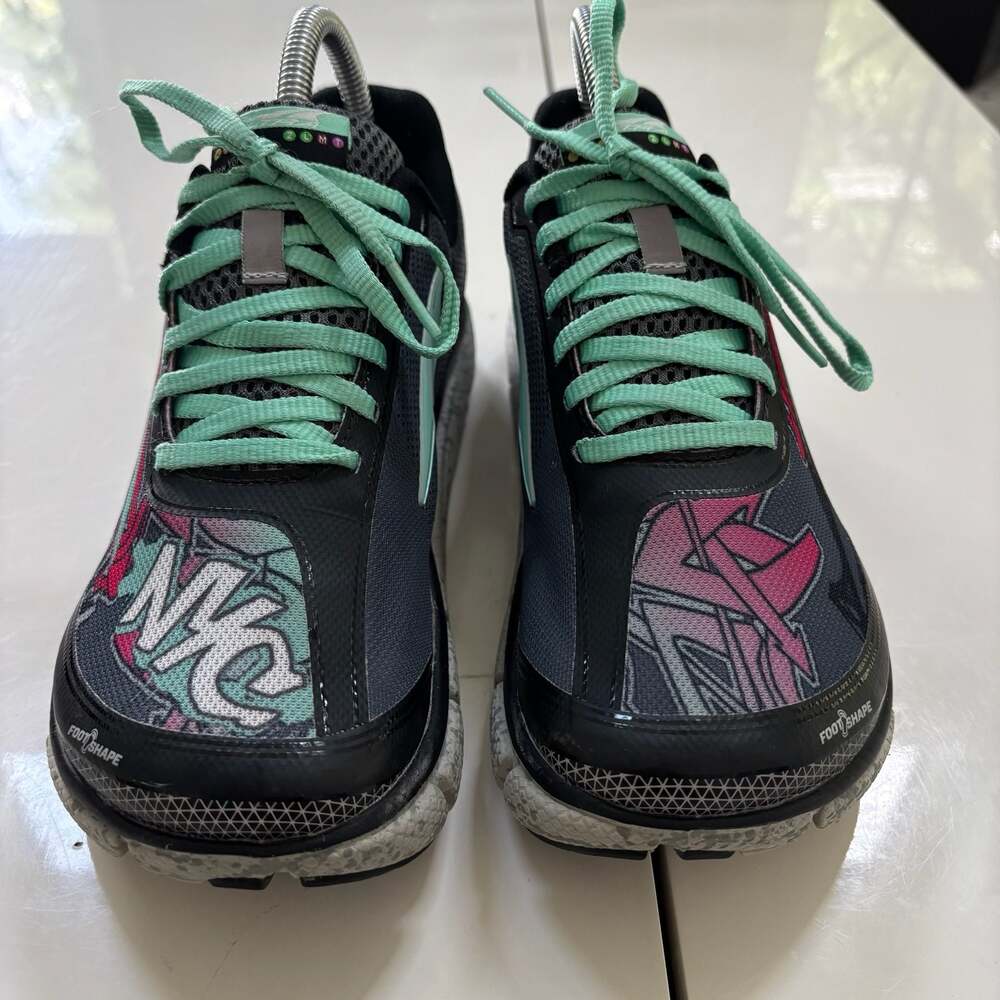 Altra Torin 2.5 NYC Limited Edition Women's Running Shoes Size 7 - Picture 2 of 8